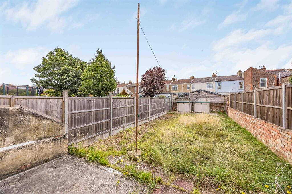 20 Paddington Road, Copnor-Small-PorticoMarketing-