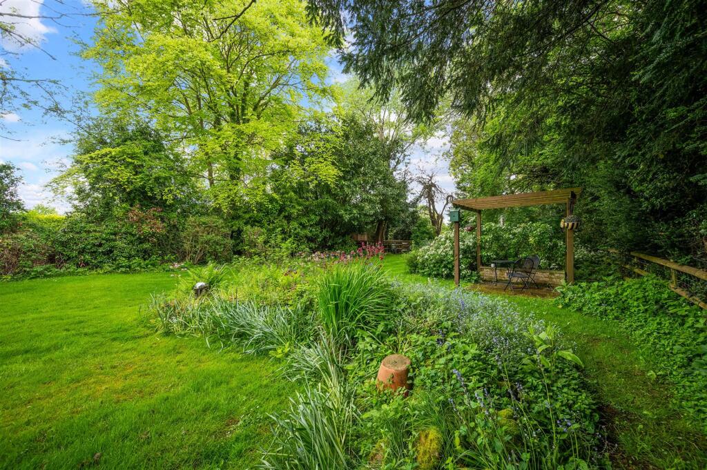 GREEN LANE 45  (26).jpg