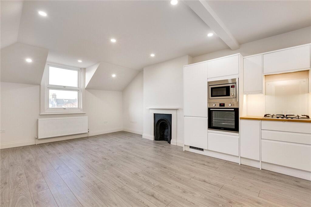 Reception/Kitchen