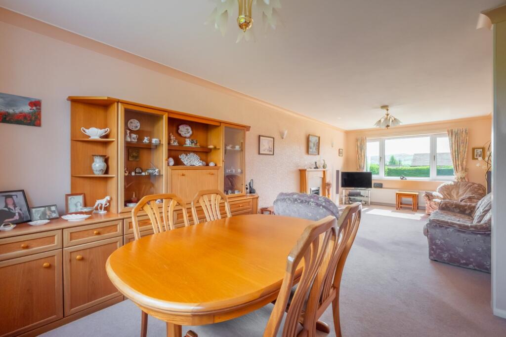 Dining Lounge