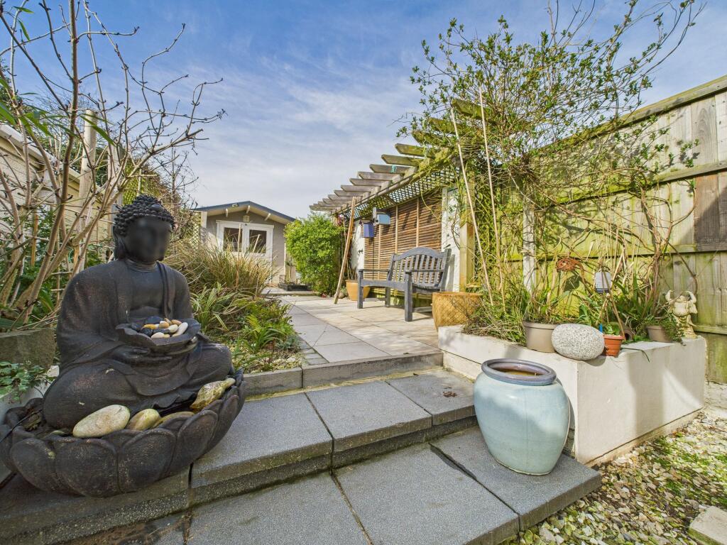 Rear Courtyard Garden