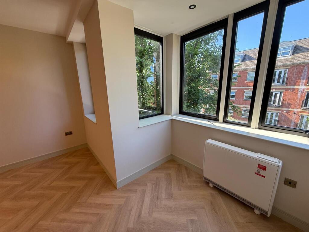 WhatsApp Image 2025-07-11 at 11.01.21 (5).jpeg