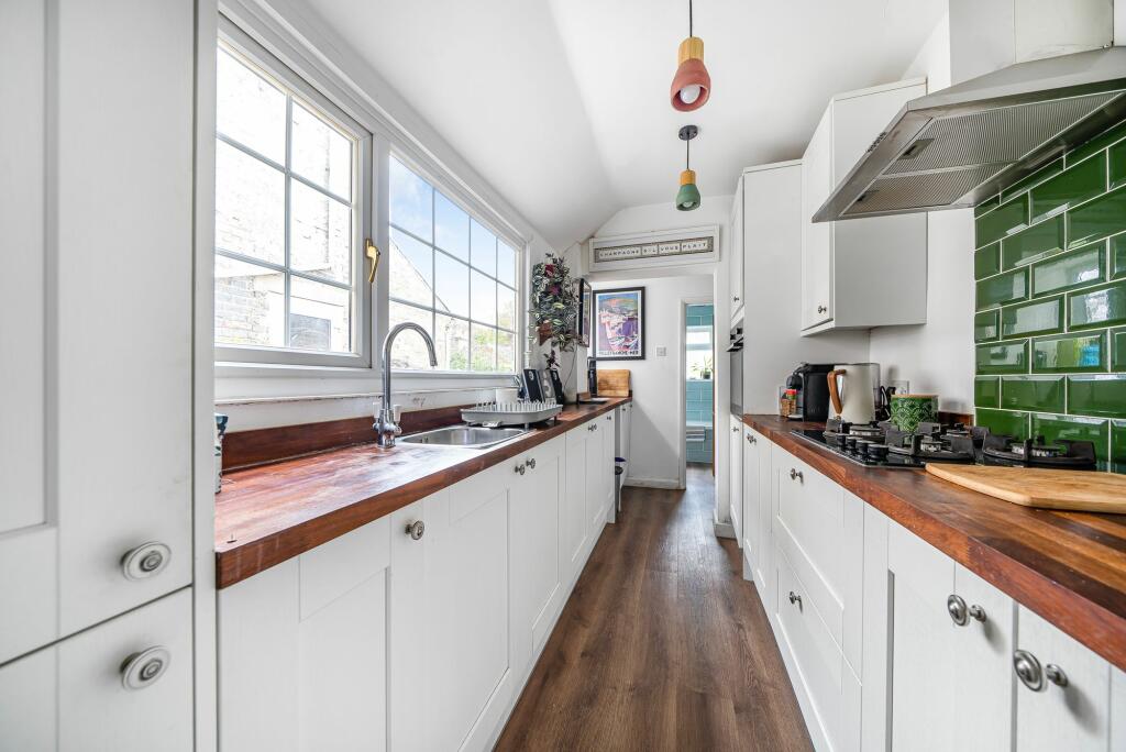 Kitchen (1)