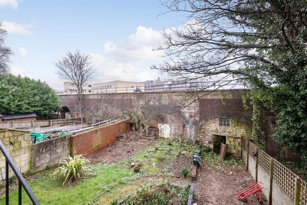 Flat 7, Prospect House 26-28 Wells Road, BATH, BA2