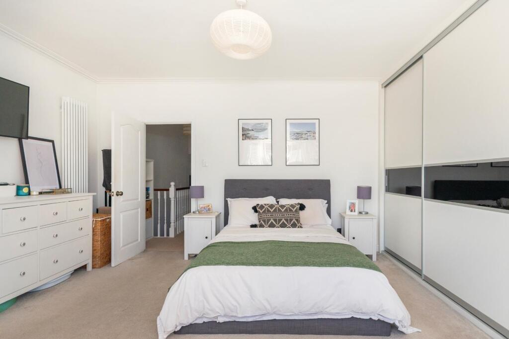 1W4R2BN - Bedroom I.jpg