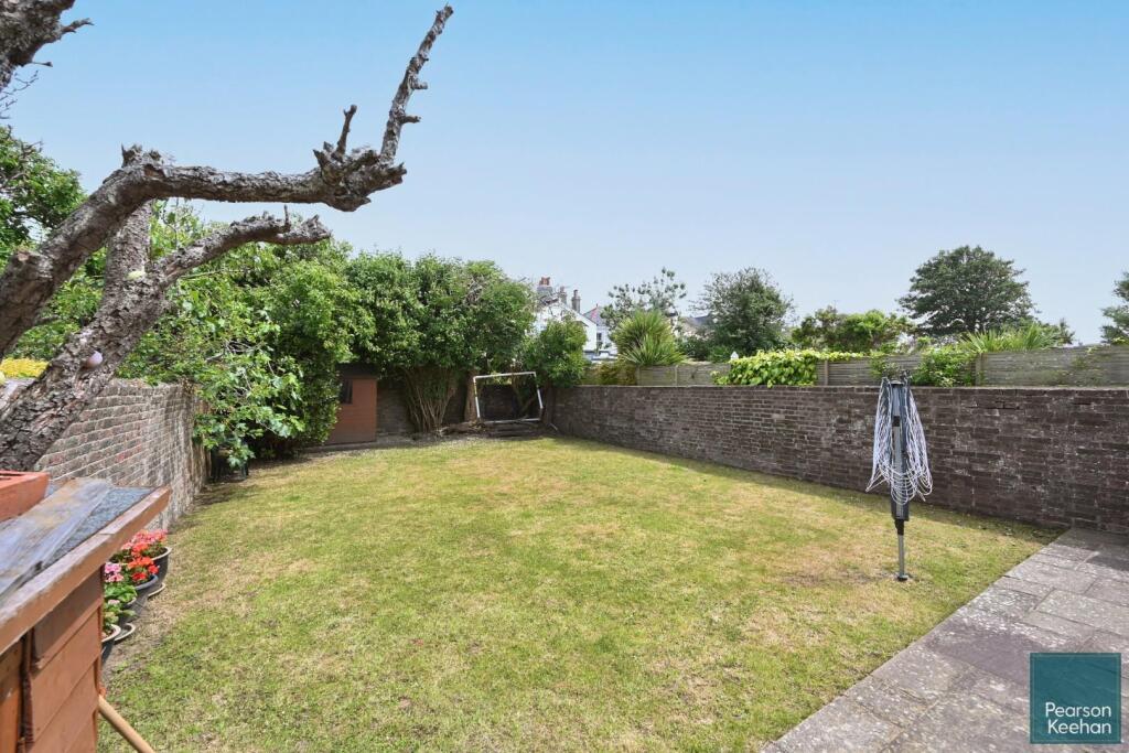 72-carlisle-rd-bn3 (1).jpg