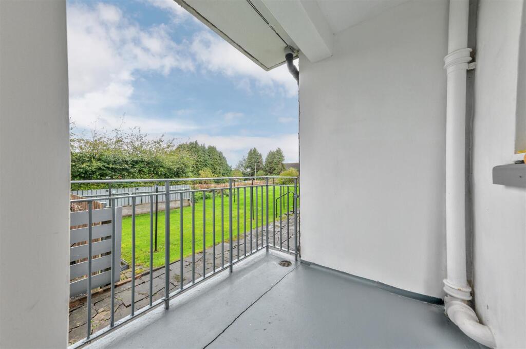 GL 20 Balerno Street Dundee-12.JPG