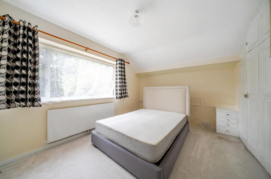 Davidson Frost-Wellings, DFW, Ben Hale Close, Bedr