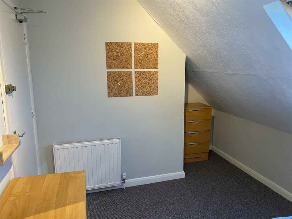 Room 1 attic rear (2).JPG