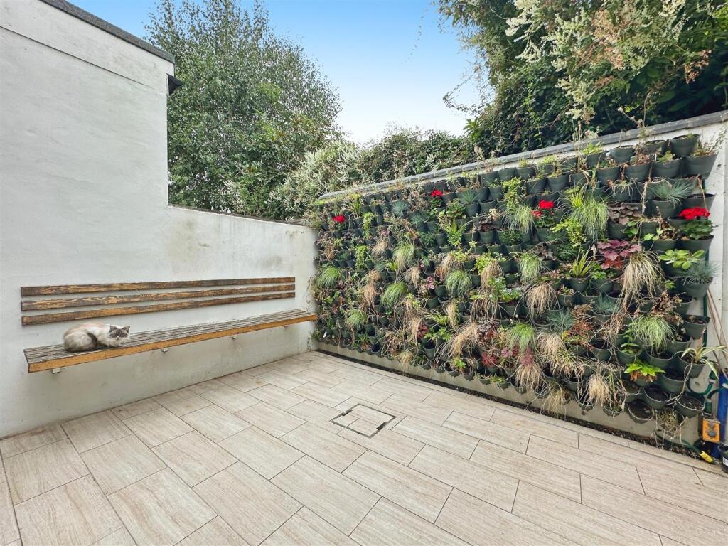 3919e24a-C-454A-A457-728AD4A70DF8-6201-0000019F886