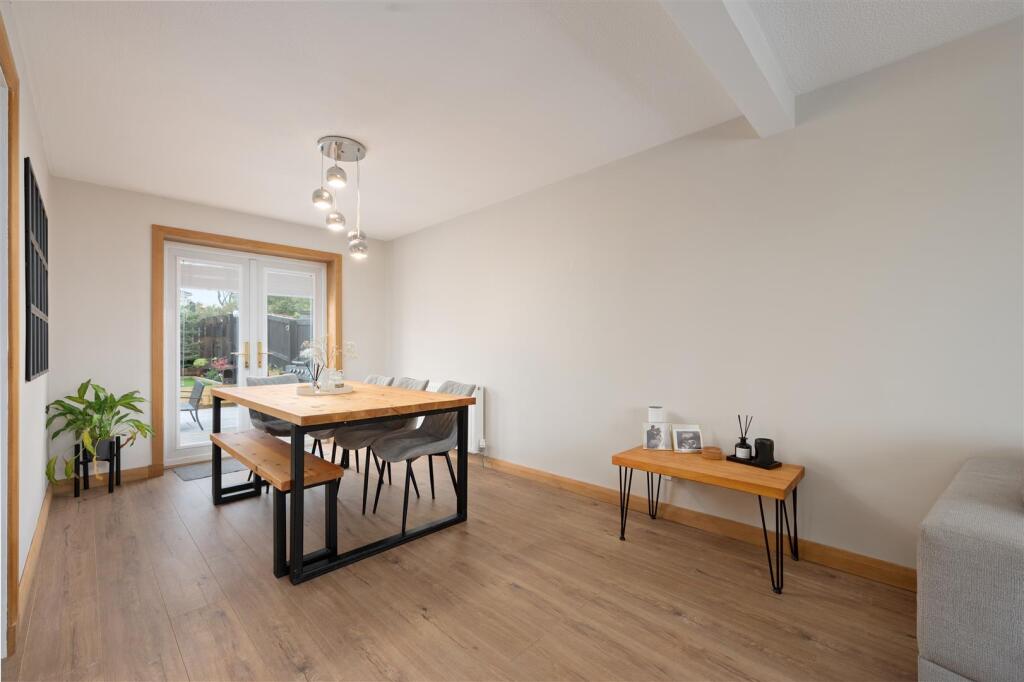 38WatsonPlace011.JPG