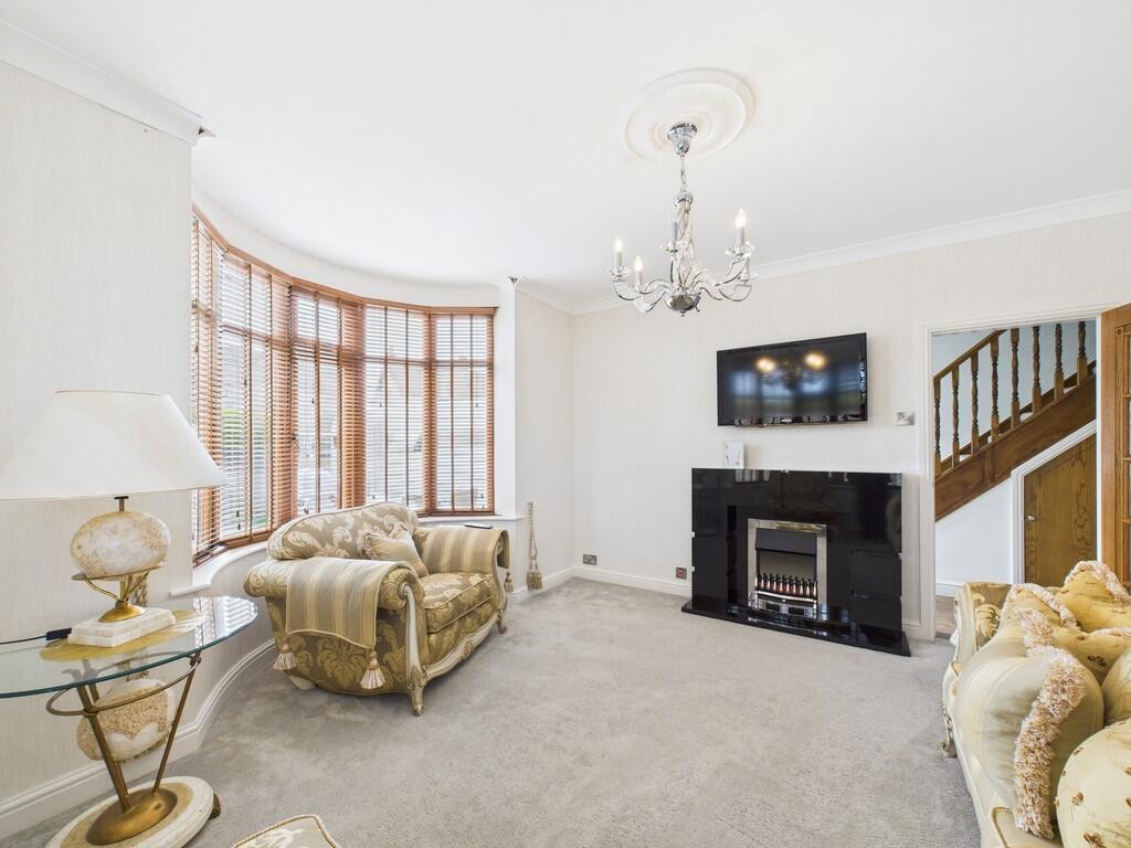 CAM01835G0-PR0193...