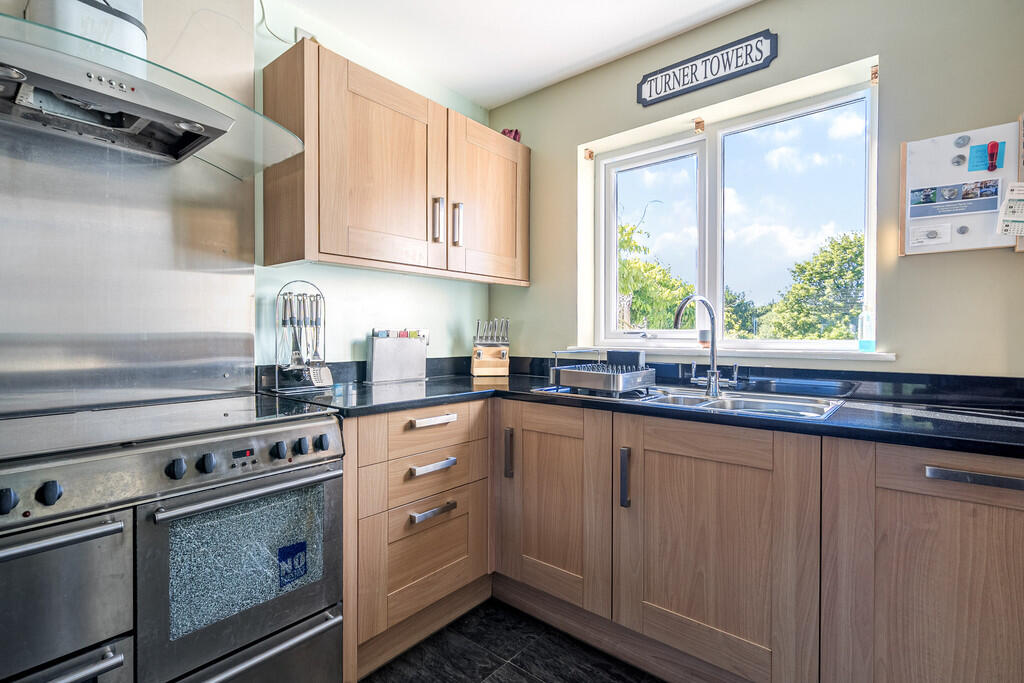 Kitchen/Dining Ro...
