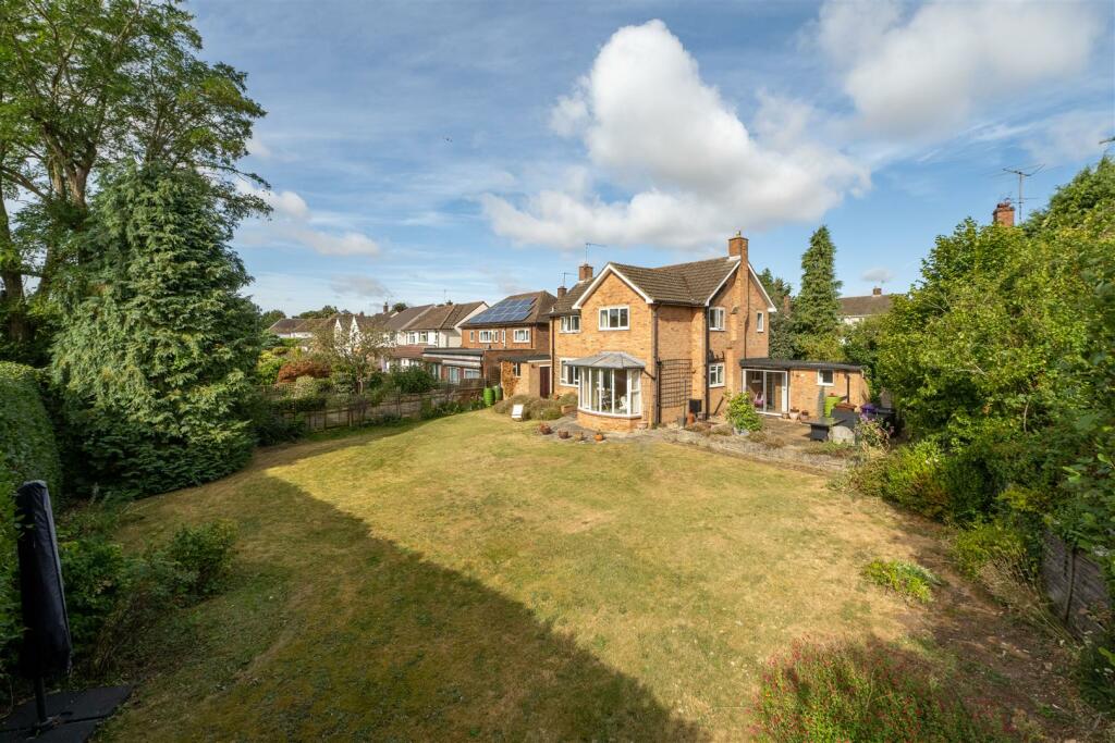 12 Dale Close, Hitchin-07.jpg