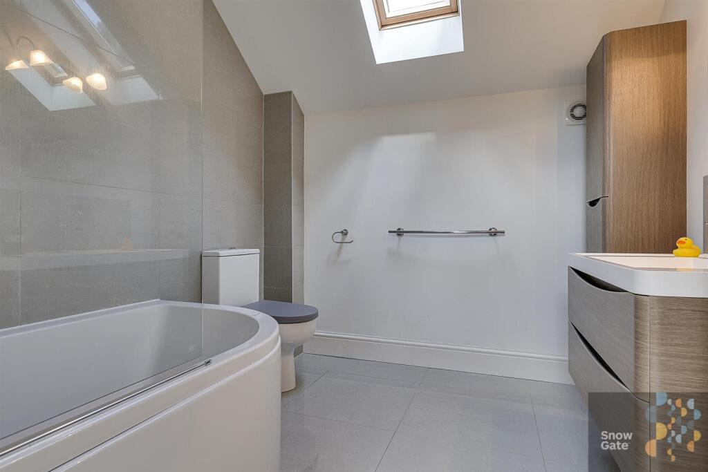 HOUSE BATHROOM