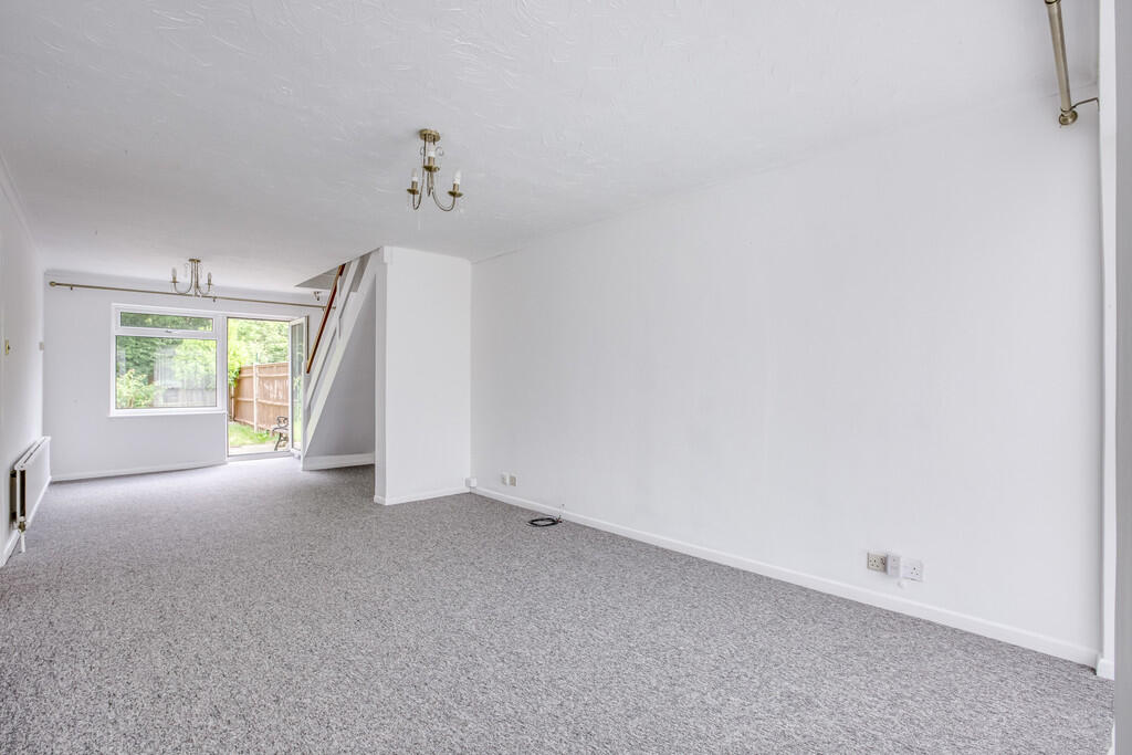 10 Lanewood Close...
