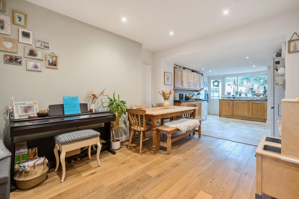 Dining Kitchen