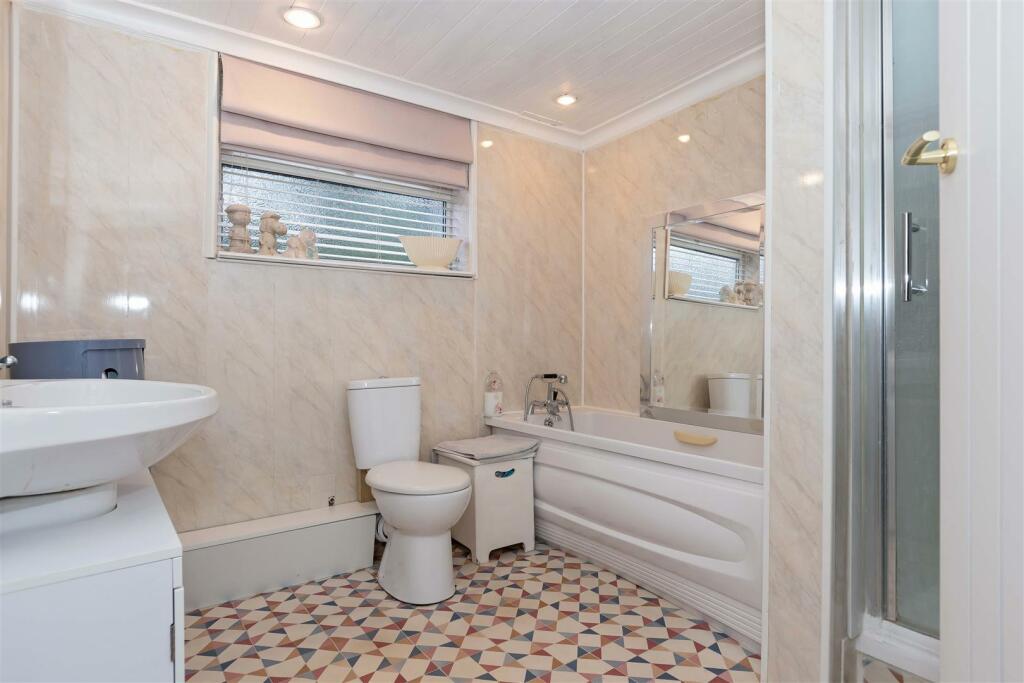 For Sale by Aspire Residential - Arundel Road
