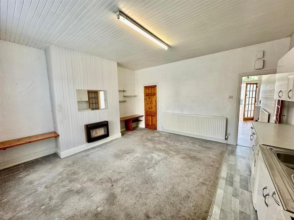 WhatsApp Image 2025-11-06 at 12.02.25 (5).jpeg