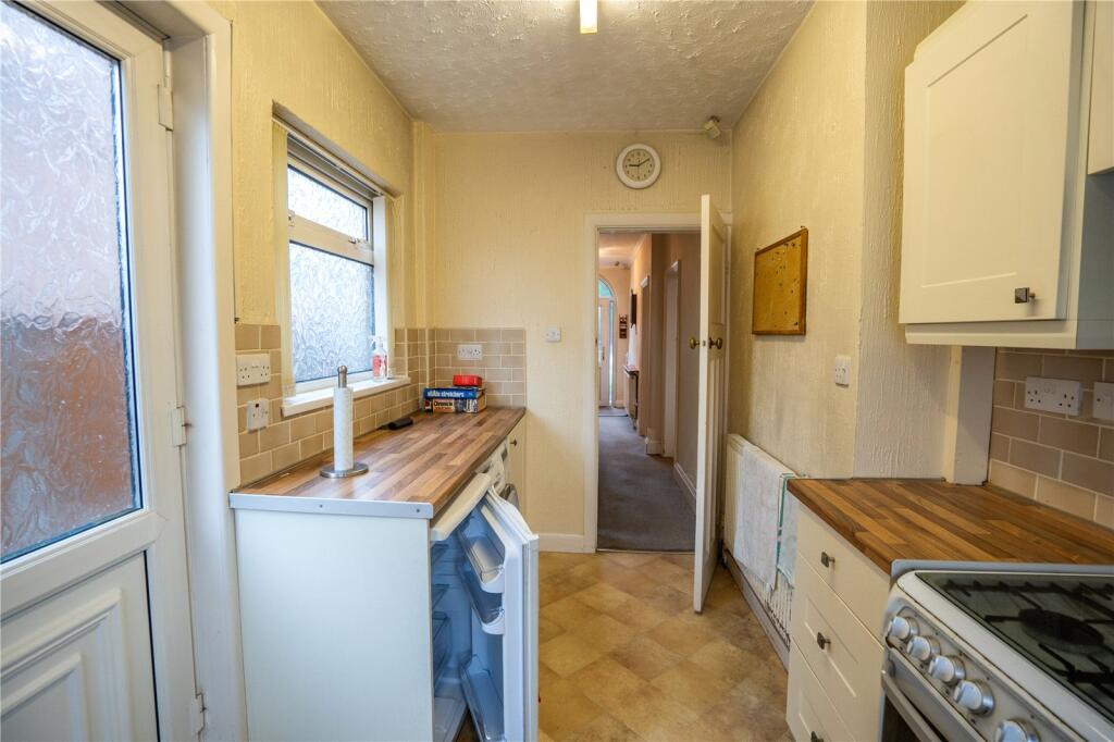 Kitchen (2)