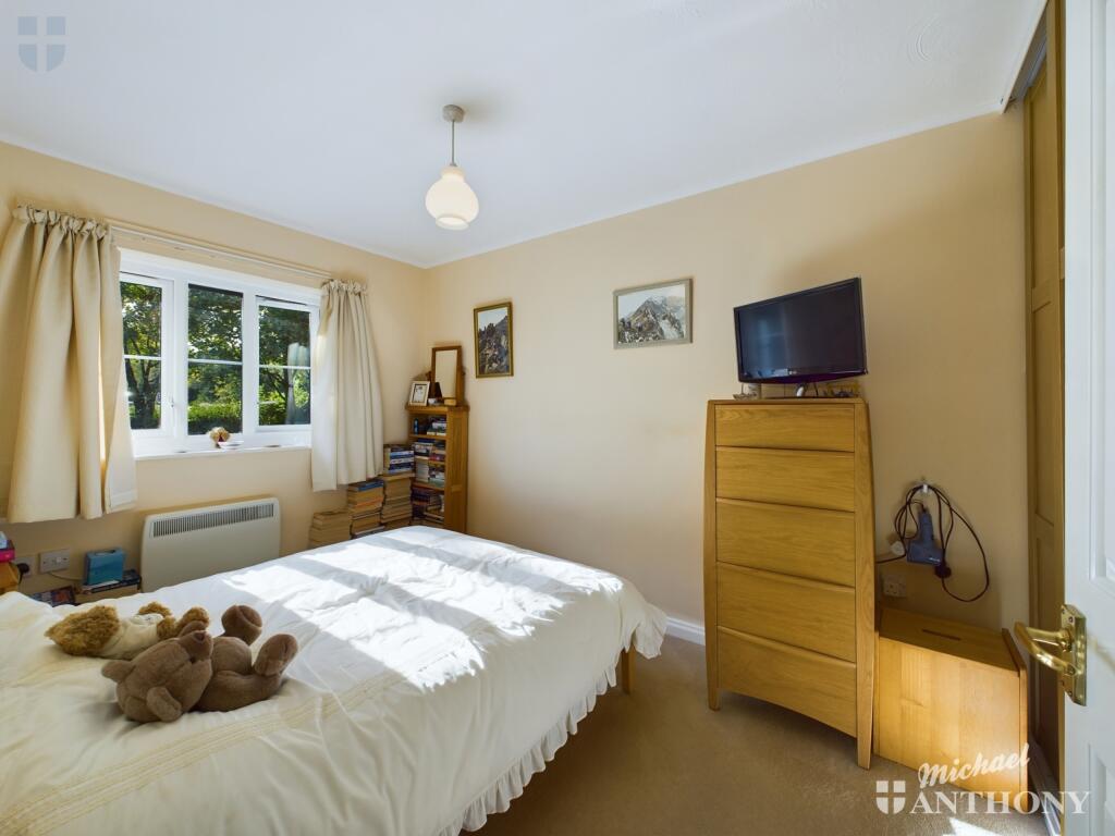 CAM02789G0-PR0013-STILL005