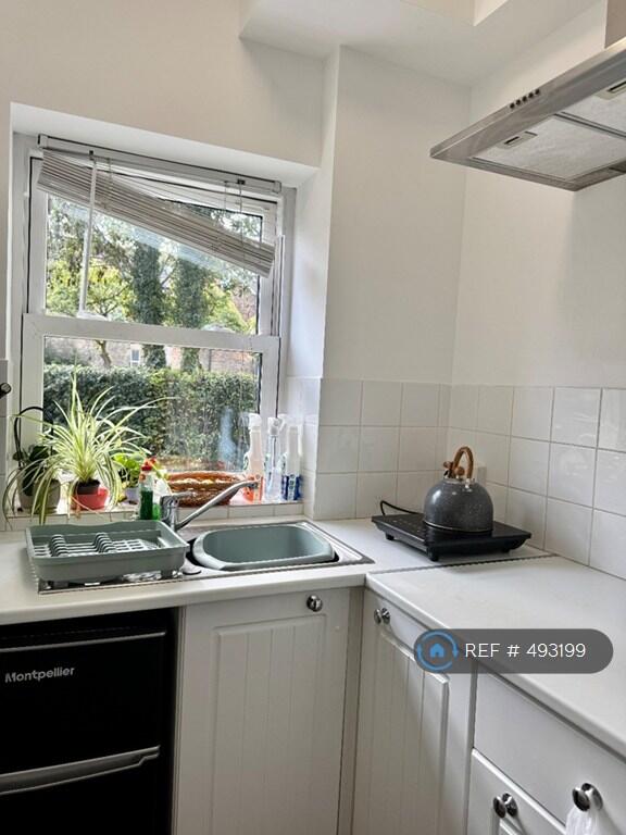 Studio 3 Kitchenette