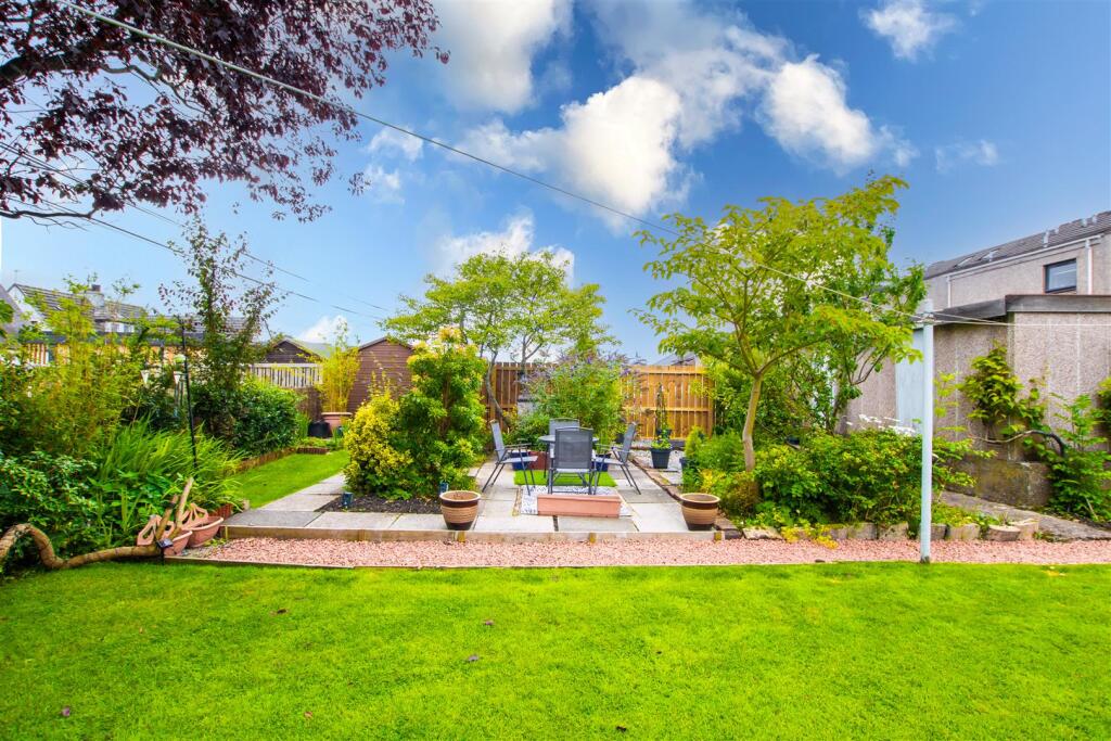 rear.gardens.jpg