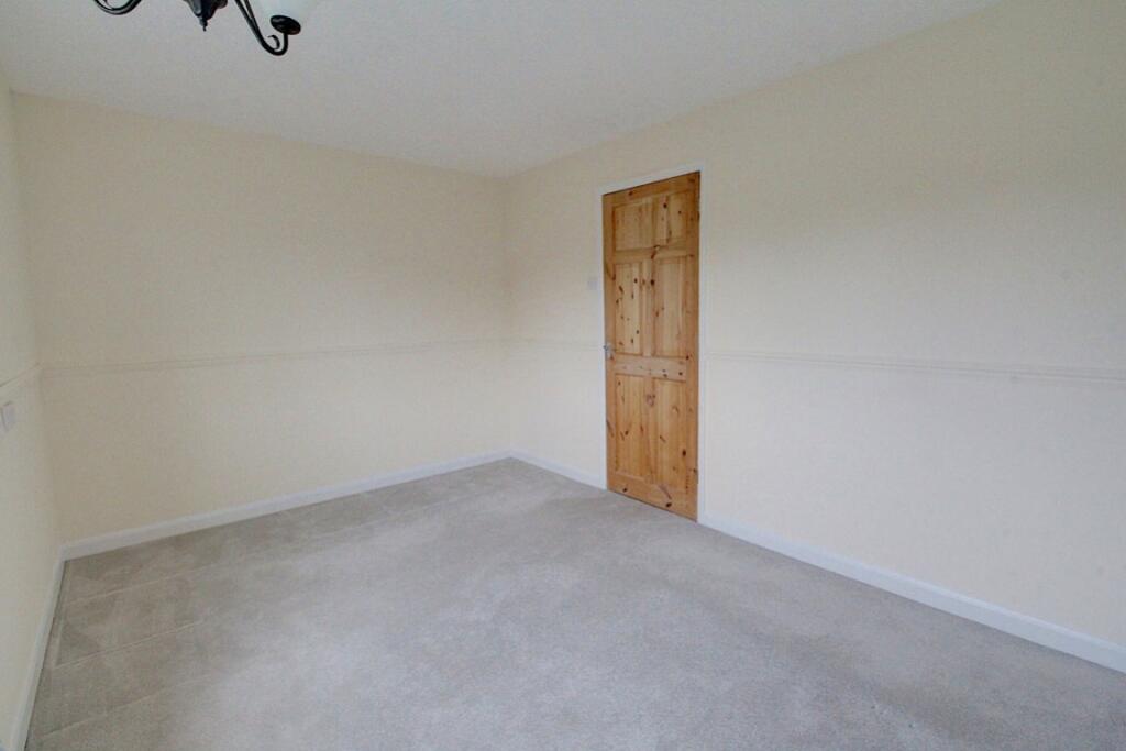 Bedroom 1 27 Gothic Close