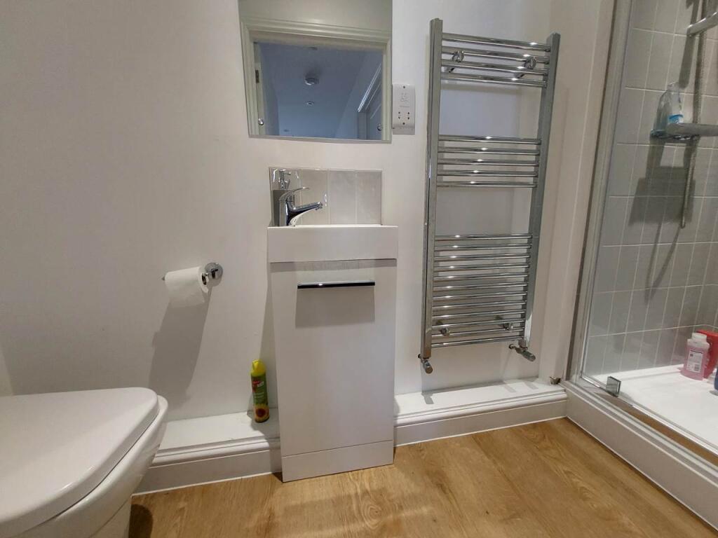 Shower room (ground 