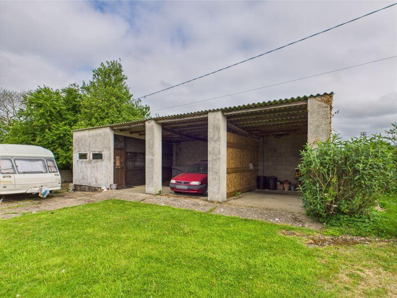 Triple Car Port