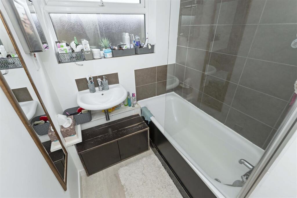 For Sale - Aspire Residential - Unita House
