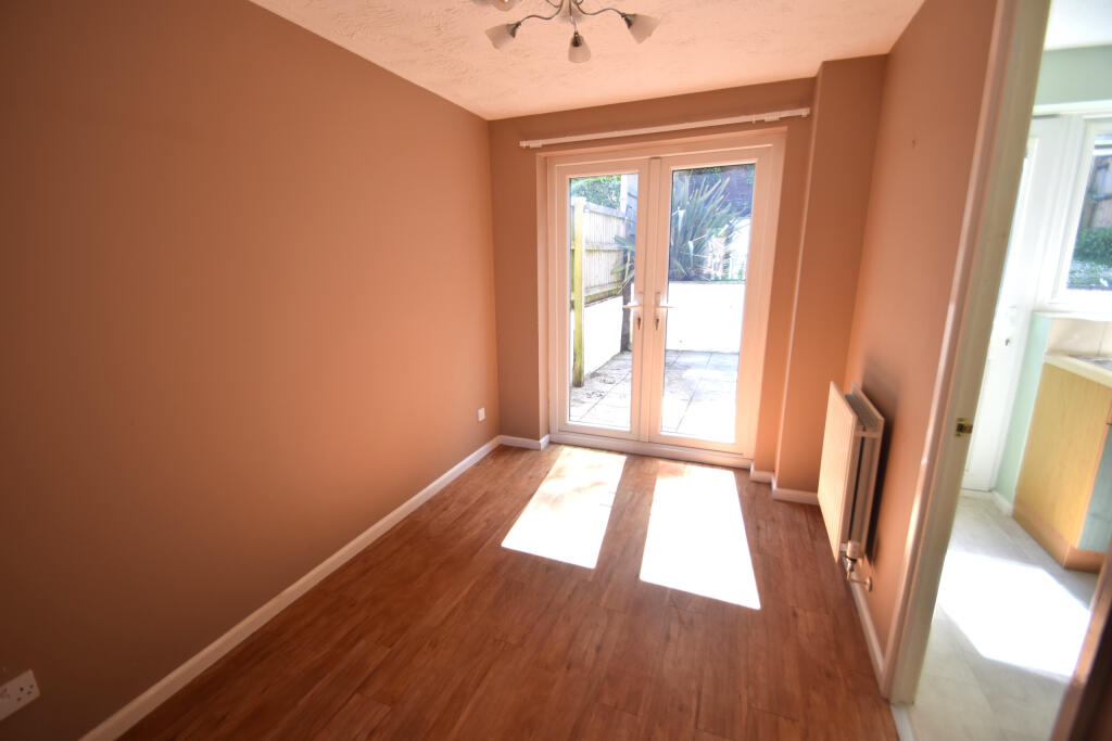 Dining Room 2.JPG