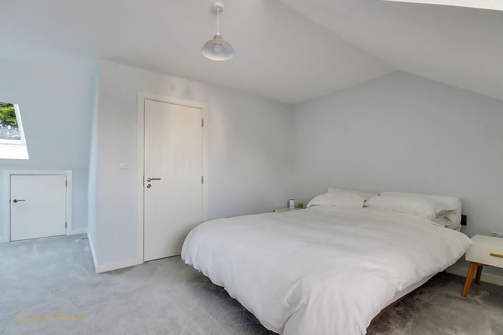 Main bedroom