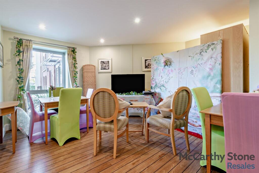 8662715-interior03-800.jpg