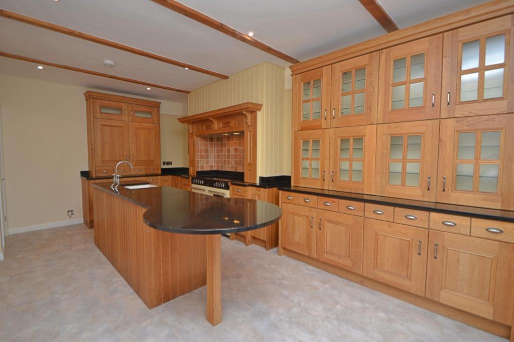 Kitchen/ Breakfast R