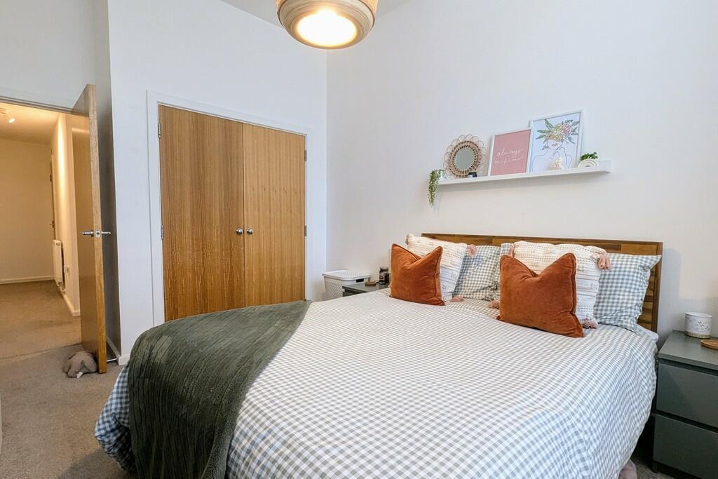 PXL_20241101_1022...