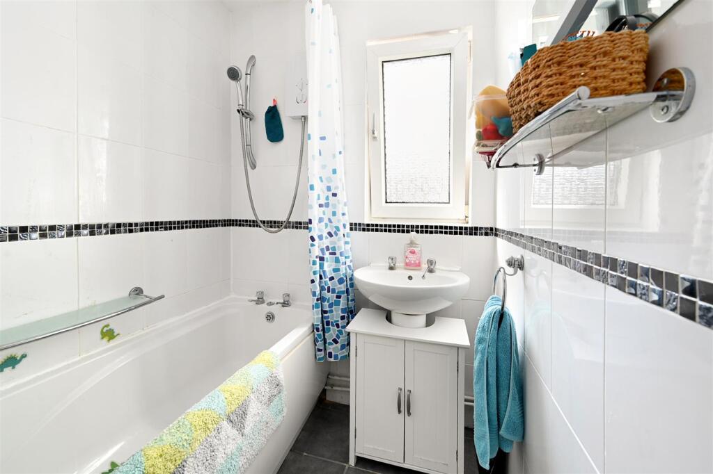 12-heathfield-drive (13).JPG