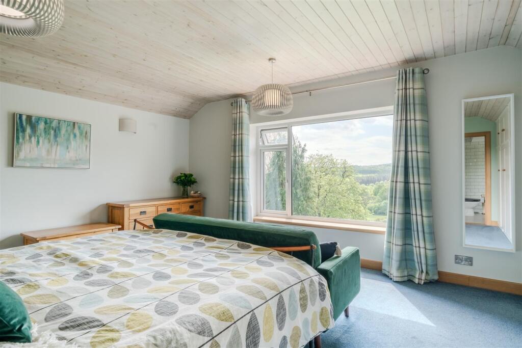 Bedroom4-4.jpg