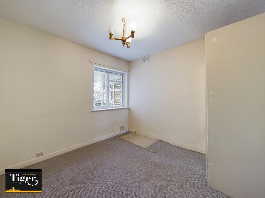 CAM03440G0-PR0033...