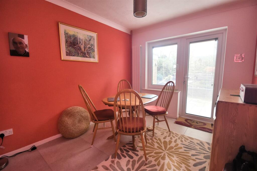Dining Room.jpg