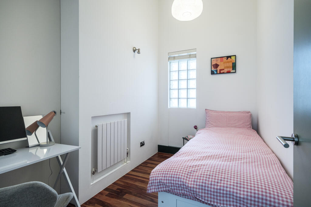 SUNLIGHT-SQUARE-1 (26).jpg