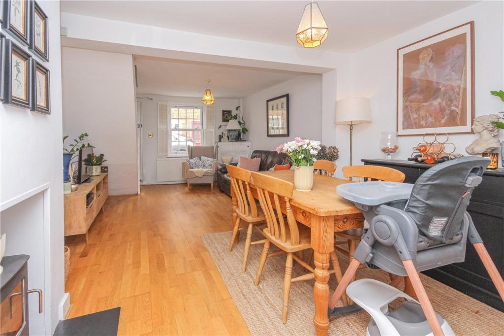 Sitting/Dining Room