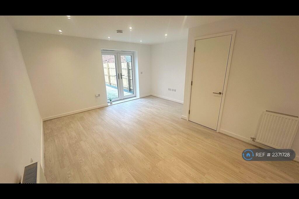 Living &amp; Dining Area