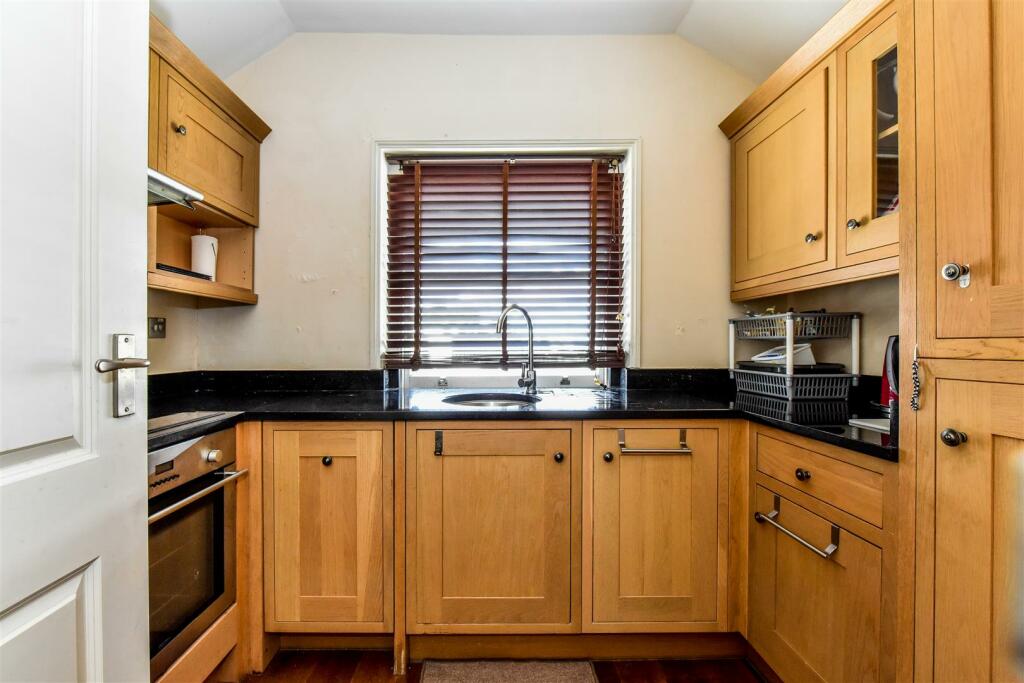 5, 49 Elvaston Place-3 - Photo 3.jpg