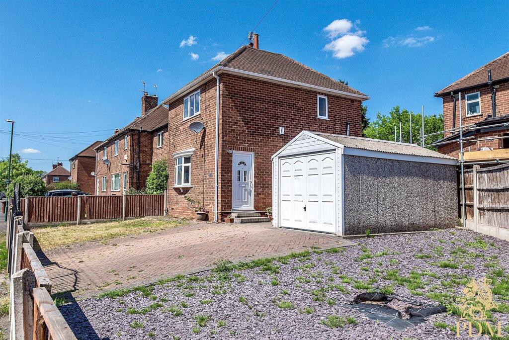 39 Felstead Road (5 of 29).jpg