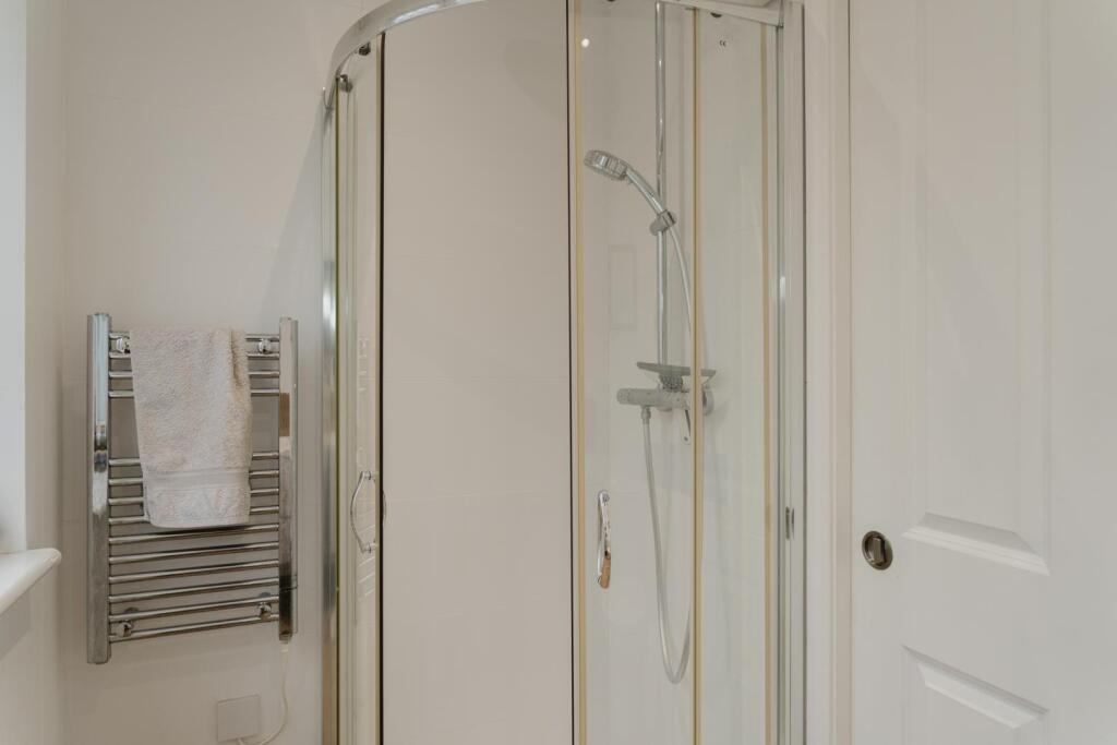 Rightmove 20.jpg