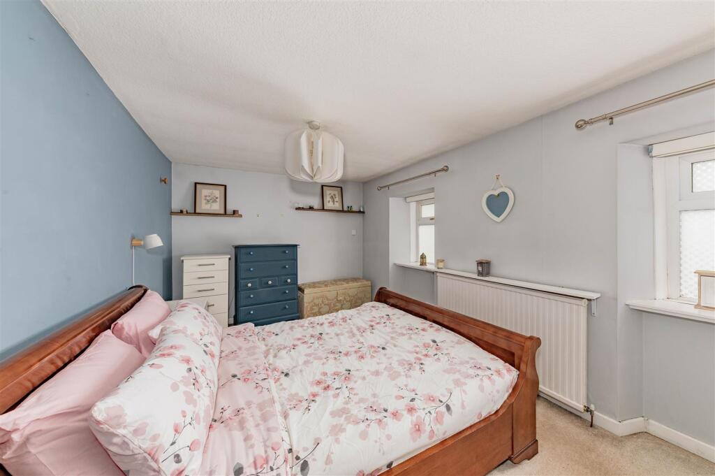 27 East Hemming Street Letham-9.JPG