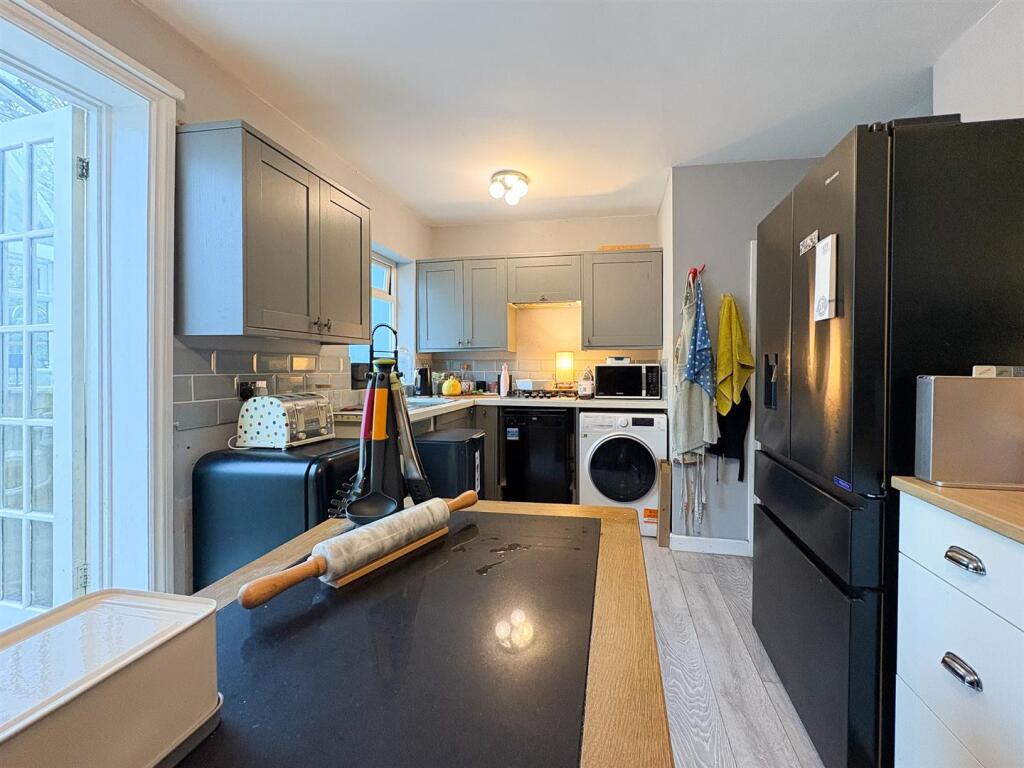 Kitchen-1.jpg