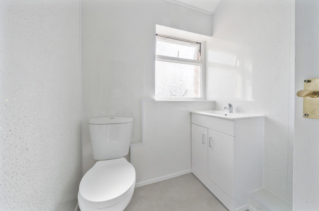 1326695-21-687a82...