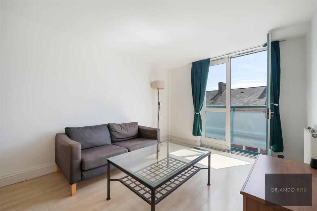 Point Zero, Flat 17, 2A Queenstown Road SW8 3RX-9.